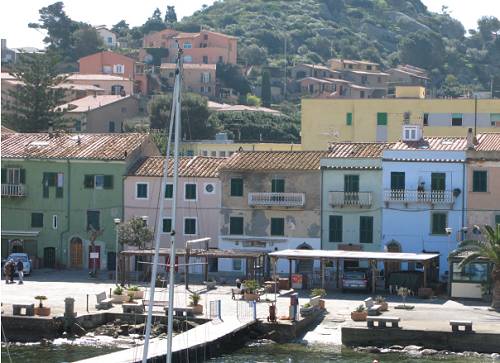 Der Hafen von Giglio. 