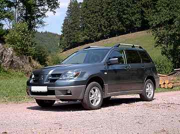 Mitsubishi Outlander 2.0 Comet-Grau - Bild: August 2003. 