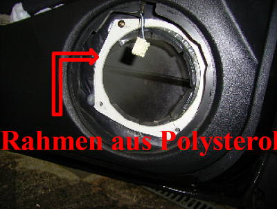 Ein selbstgemachter Rahmen aus Polysterolplatten. 